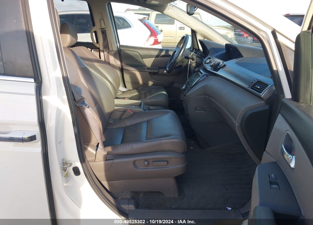 2015 HONDA ODYSSEY EX-L VIN: 5FNRL5H62FB060957