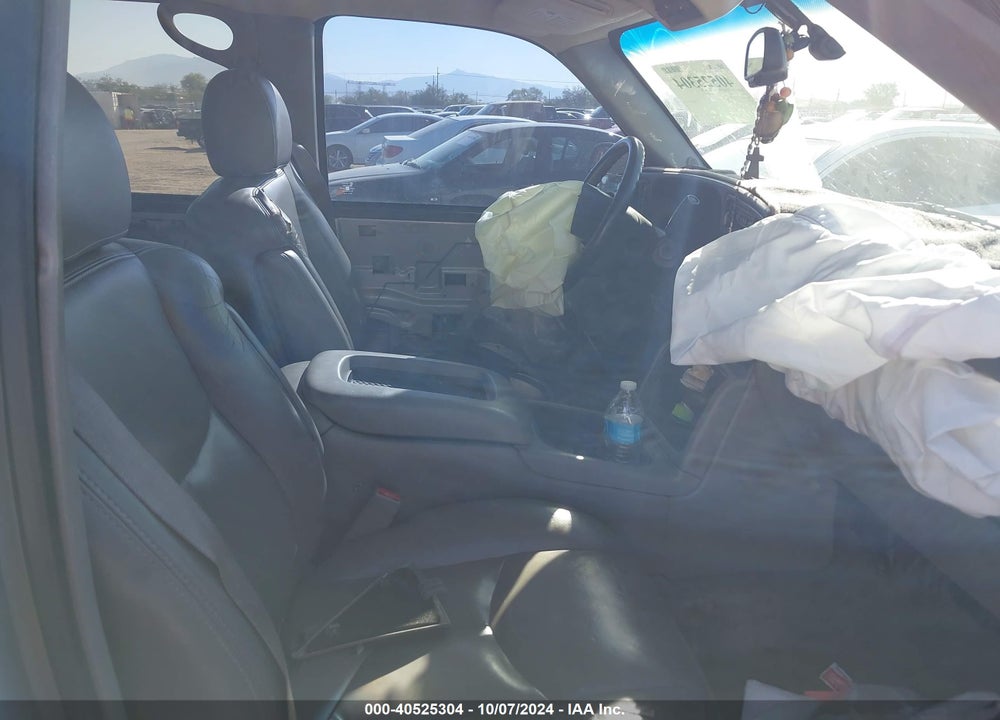 2004 GMC YUKON SLT VIN: 1GKEK13Z54J302050