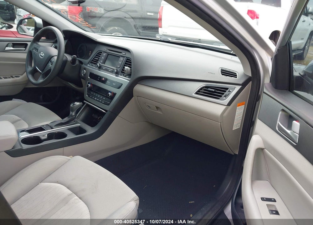 2016 HYUNDAI SONATA HYBRID SE VIN: KMHE24L18GA016202
