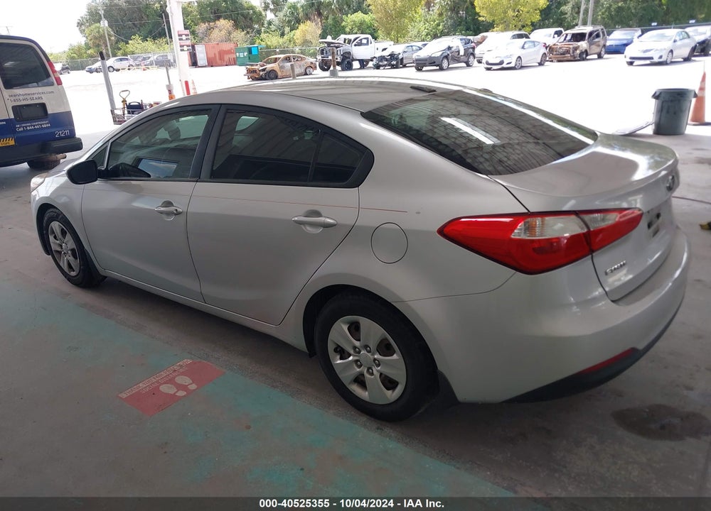 2015 KIA FORTE LX VIN: KNAFK4A64F5368253
