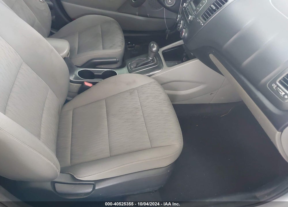 2015 KIA FORTE LX VIN: KNAFK4A64F5368253