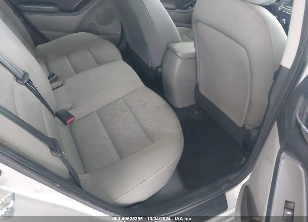 2015 KIA FORTE LX VIN: KNAFK4A64F5368253