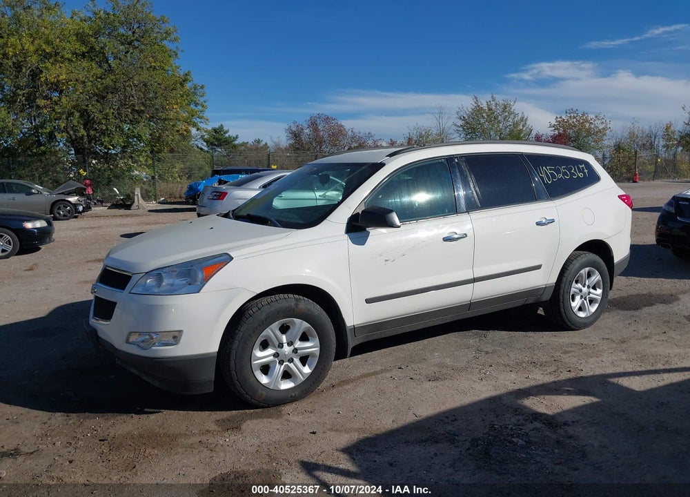 2012 CHEVROLET TRAVERSE LS VIN: 1GNKRFED2CJ282466