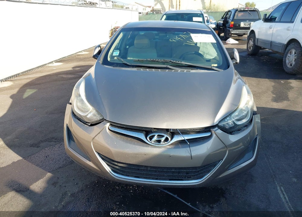 2015 HYUNDAI ELANTRA SE VIN: 5NPDH4AE9FH561370