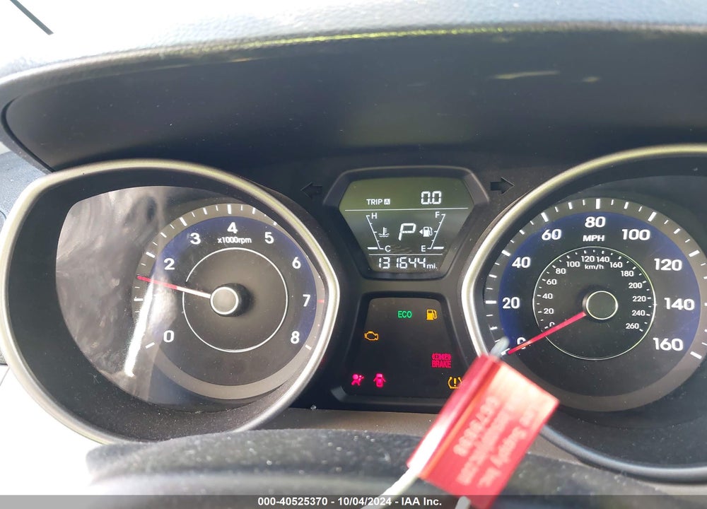 2015 HYUNDAI ELANTRA SE VIN: 5NPDH4AE9FH561370