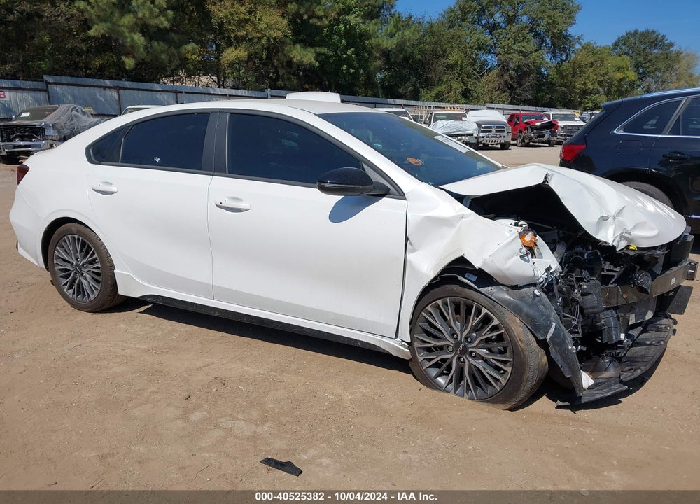 2023 KIA FORTE GT LINE VIN: 3KPF54AD4PE640783
