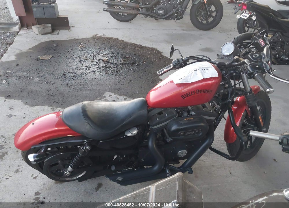 2013 HARLEY-DAVIDSON XL883 IRON 883 VIN: 1HD4LE216DC421557