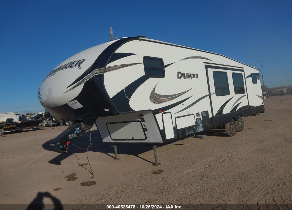 2018 CRUISER 29BH VIN: 5ZT3CSUB4JG122878