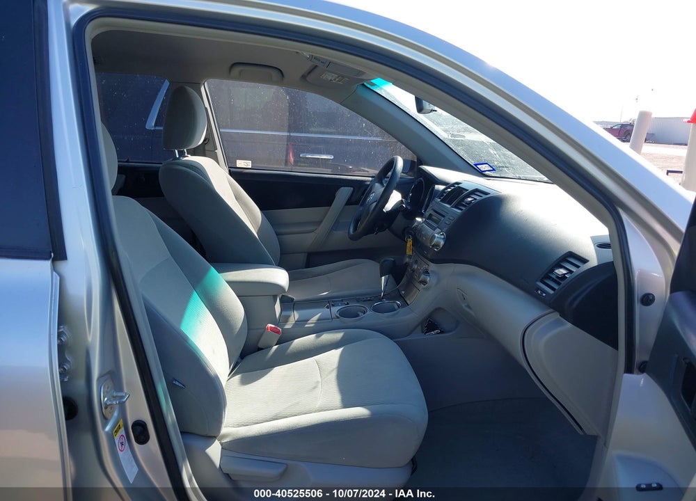 2010 TOYOTA HIGHLANDER VIN: 5TDZA3EH9AS003577