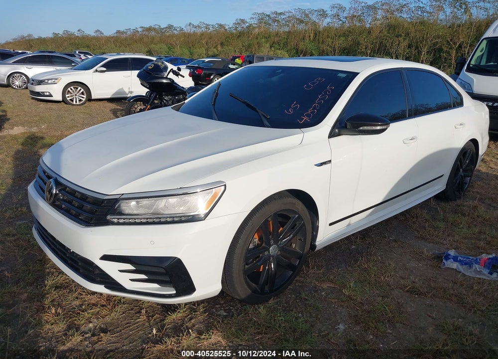 2019 VOLKSWAGEN PASSAT 2.0T SE R-LINE VIN: 1VWMA7A30KC001437