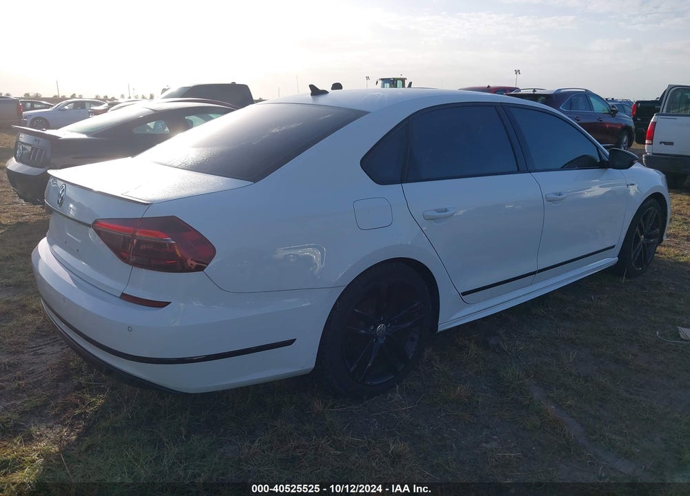 2019 VOLKSWAGEN PASSAT 2.0T SE R-LINE VIN: 1VWMA7A30KC001437