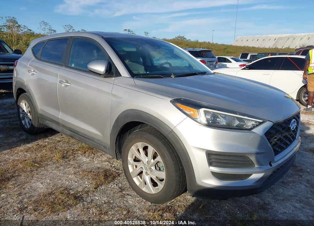 2020 HYUNDAI TUCSON SE VIN: KM8J23A41LU118164