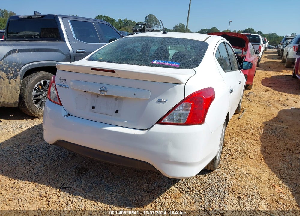 2018 NISSAN VERSA 1.6 SV VIN: 3N1CN7APXJL885026