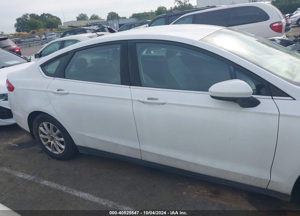 2016 FORD FUSION S VIN: 3FA6P0G76GR285862