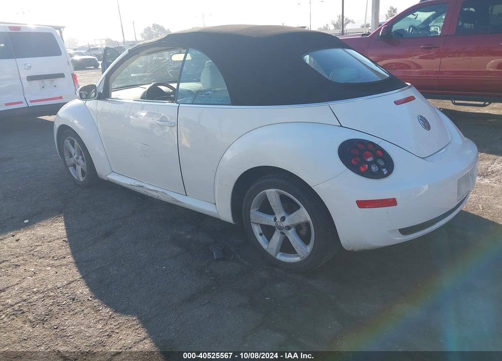 2007 VOLKSWAGEN NEW BEETLE TRIPLE WHITE VIN: 3VWFF31YX7M410498