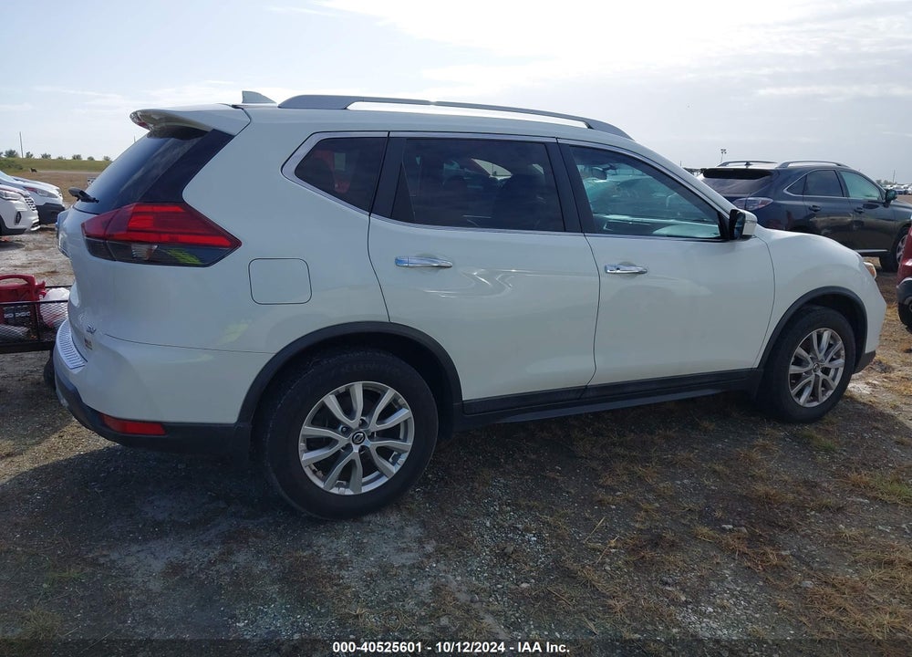 2017 NISSAN ROGUE SV VIN: 5N1AT2MT1HC885987