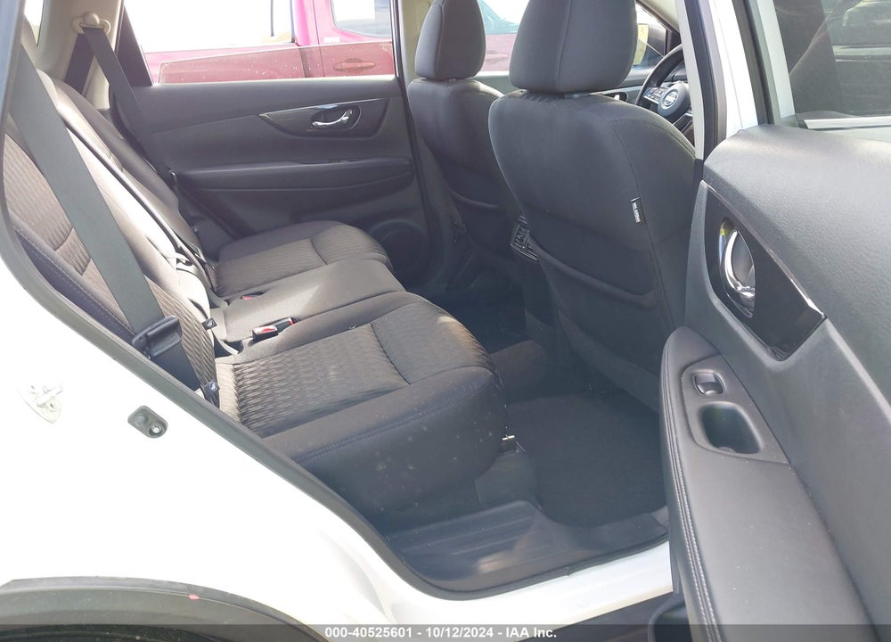 2017 NISSAN ROGUE SV VIN: 5N1AT2MT1HC885987