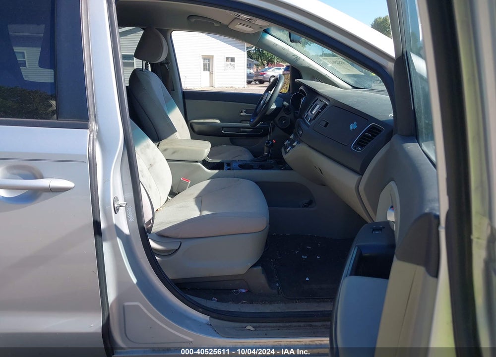 2016 KIA SEDONA LX VIN: KNDMB5C14G6133879