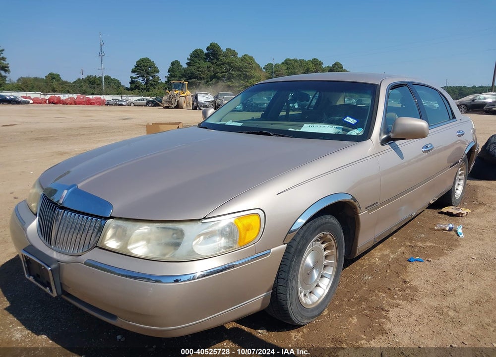 1998 LINCOLN TOWN CAR EXECUTIVE VIN: 1LNFM81W7WY727092