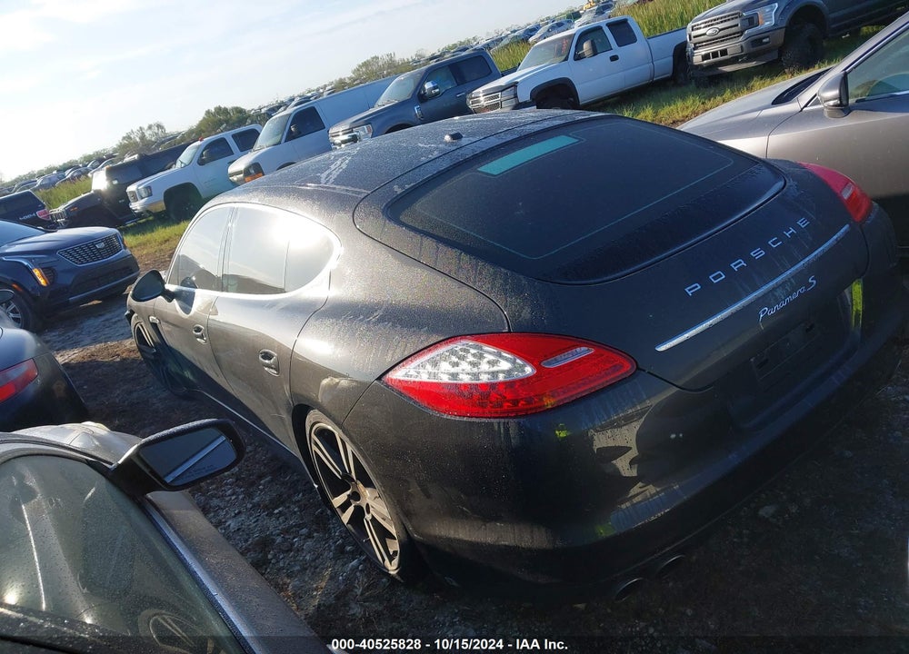 2012 PORSCHE PANAMERA S VIN: WP0AB2A78CL061024