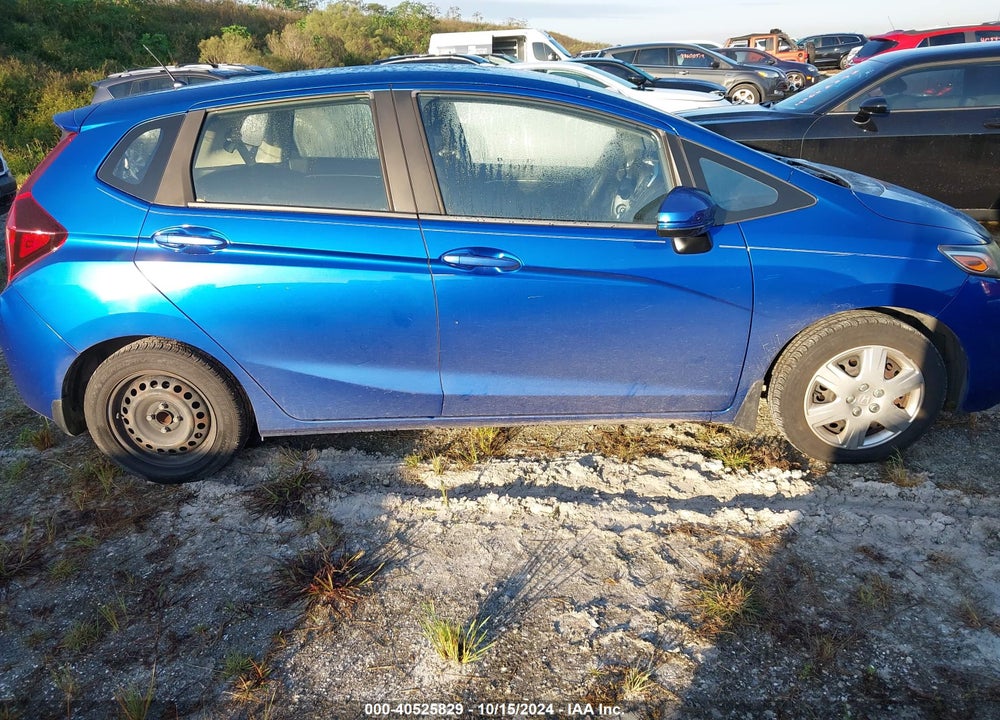 2017 HONDA FIT VIN: JHMGK5H56HS020323