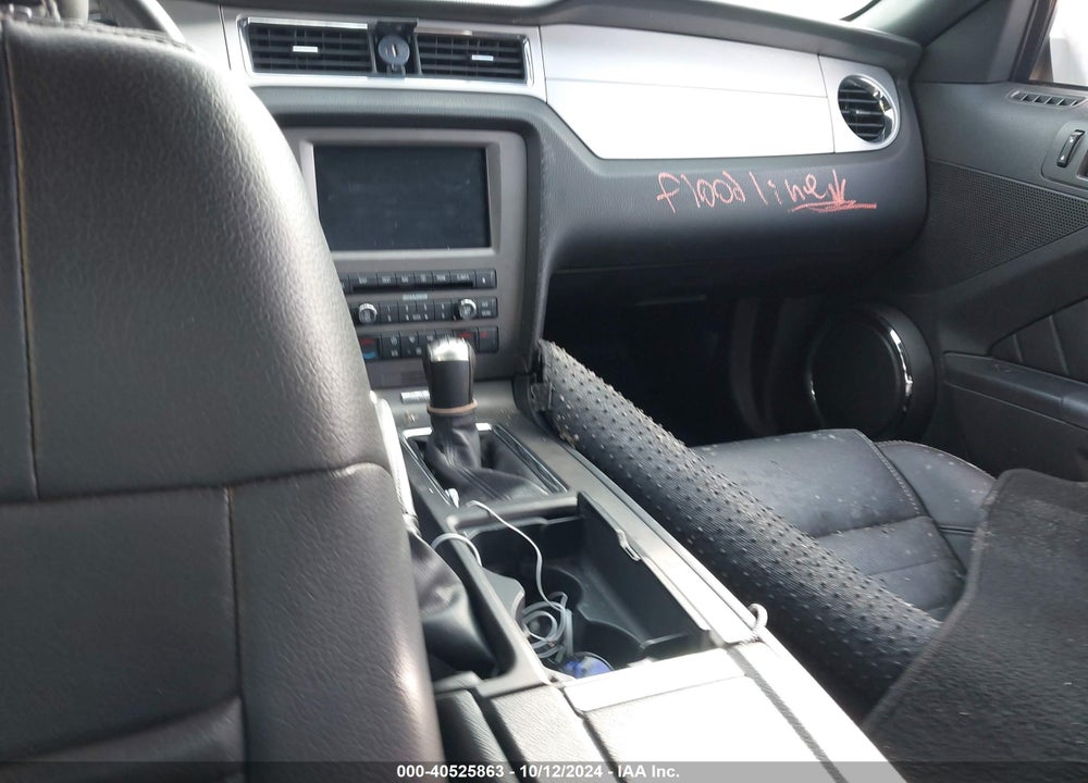 2010 FORD MUSTANG VIN: 1ZVBP8FHXA5134001