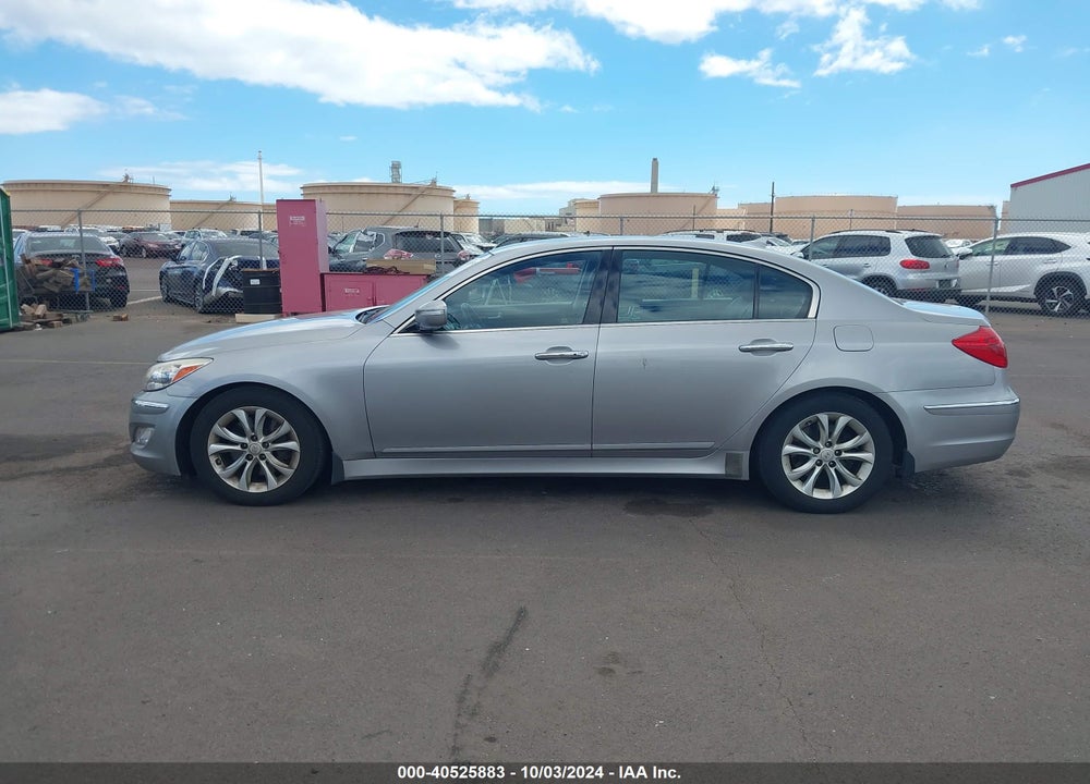 2013 HYUNDAI GENESIS 3.8 VIN: KMHGC4DD7DU228663
