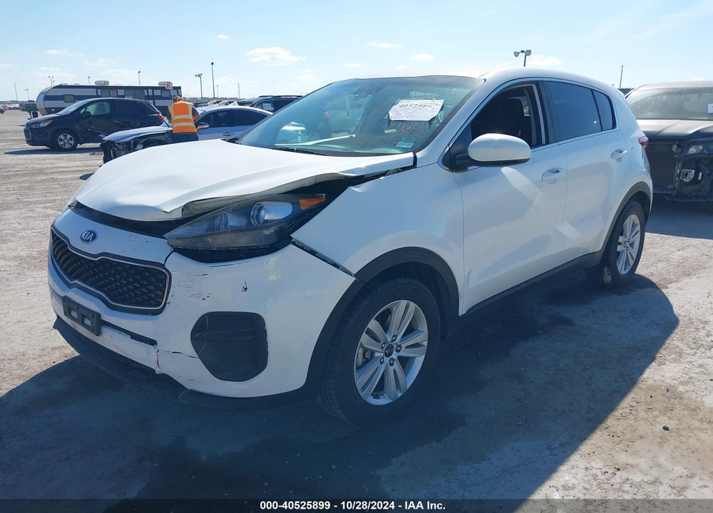 2018 KIA SPORTAGE LX VIN: KNDPM3AC6J7332062