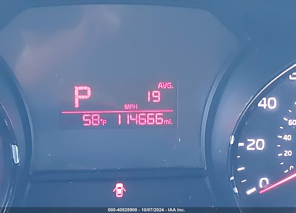 2017 KIA SEDONA LX VIN: KNDMB5C17H6244704
