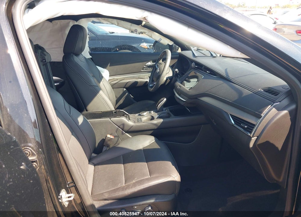 2022 CADILLAC XT4 FWD PREMIUM LUXURY VIN: 1GYFZCR42NF123191