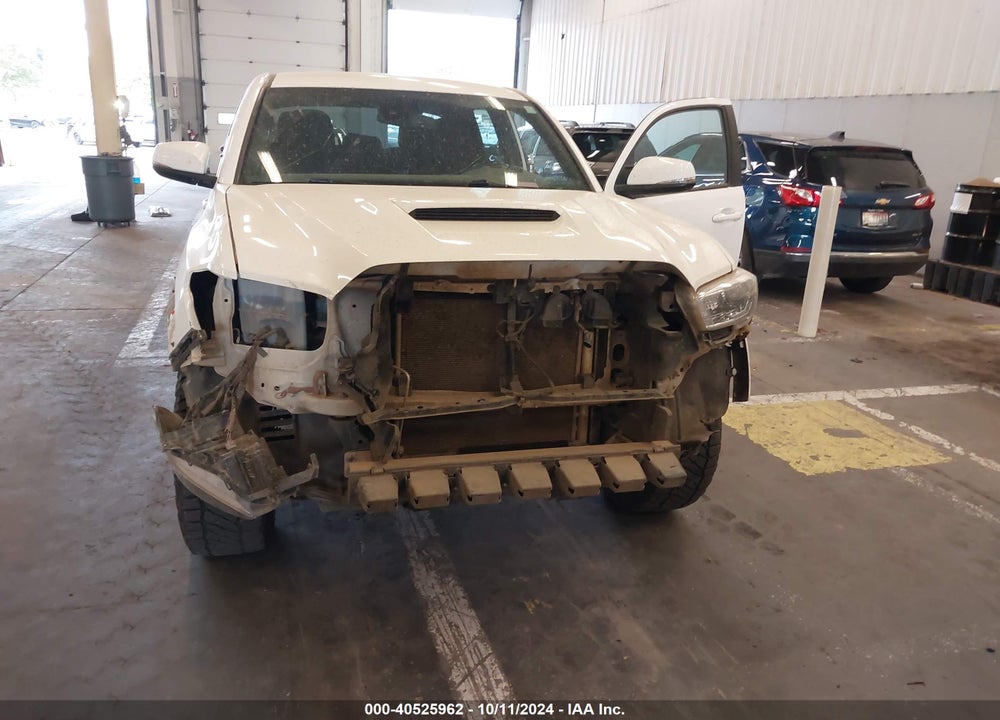 2022 TOYOTA TACOMA VIN: 3TMDZ5BN0NM137960
