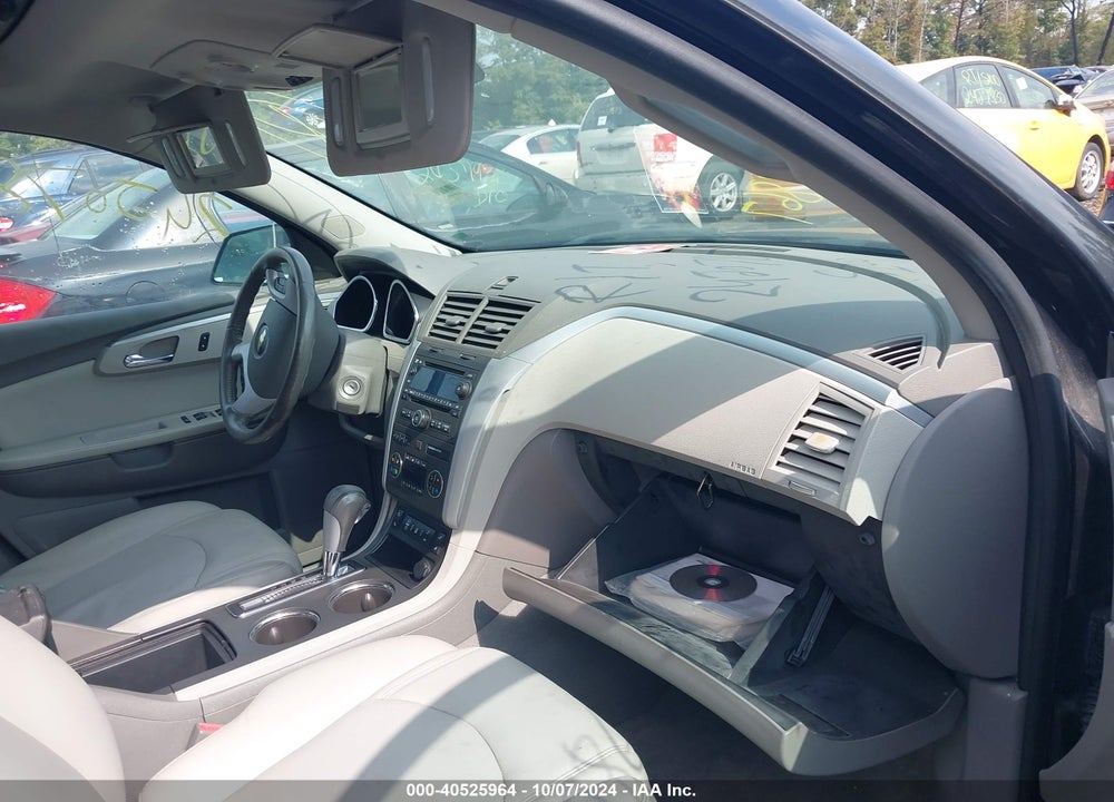 2012 CHEVROLET TRAVERSE LT W/2LT VIN: 1GNKVJED9CJ343133