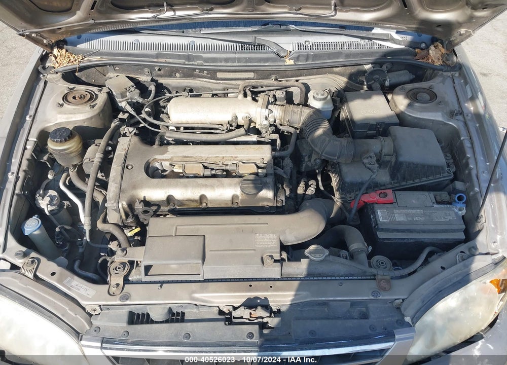 2002 KIA SPECTRA LS VIN: KNAFB121125174677