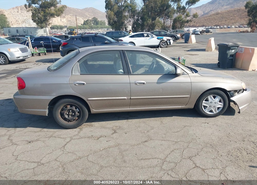 2002 KIA SPECTRA LS VIN: KNAFB121125174677