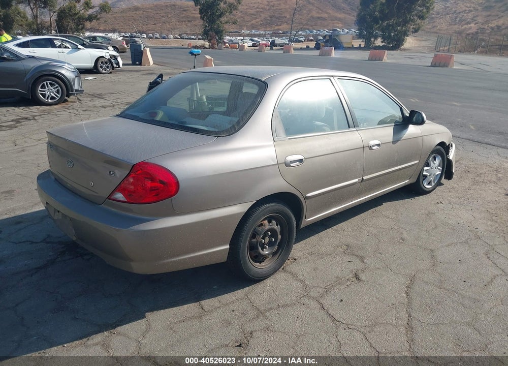 2002 KIA SPECTRA LS VIN: KNAFB121125174677