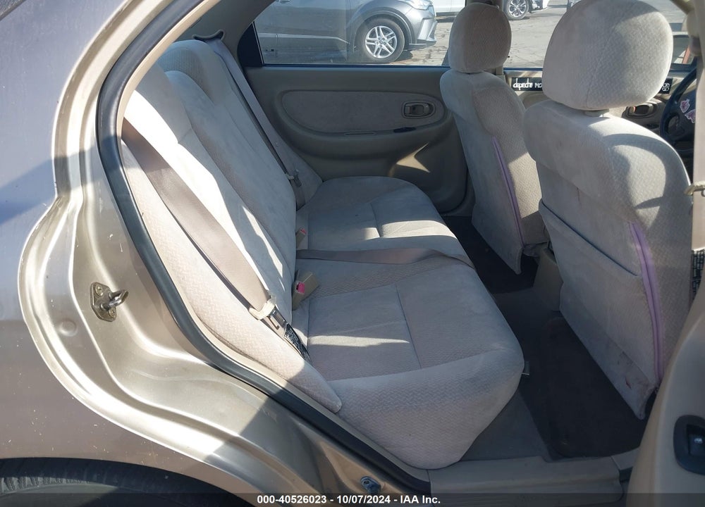 2002 KIA SPECTRA LS VIN: KNAFB121125174677
