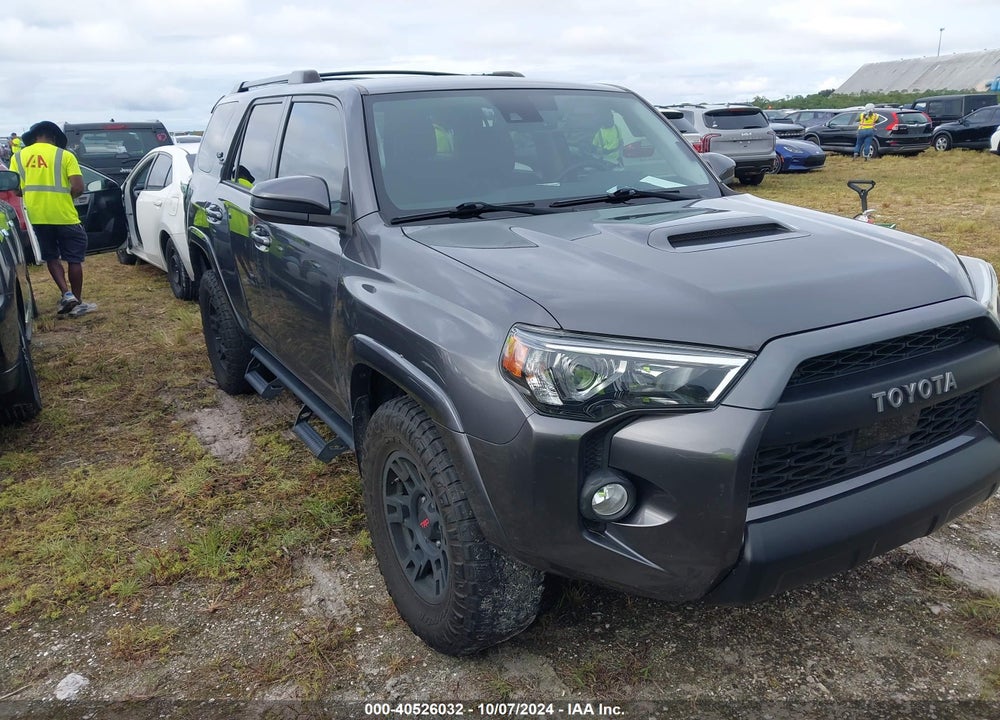 2020 TOYOTA 4RUNNER TRD OFF ROAD VIN: JTEBU5JR3L5803833