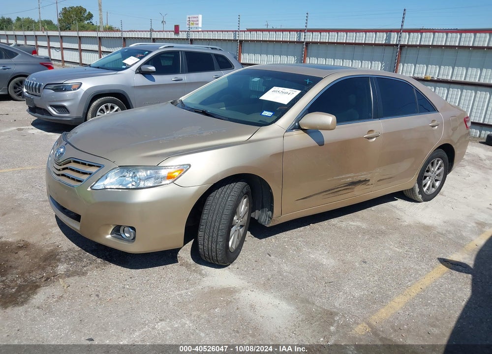 2010 TOYOTA CAMRY XLE VIN: 4T1BF3EK7AU512640