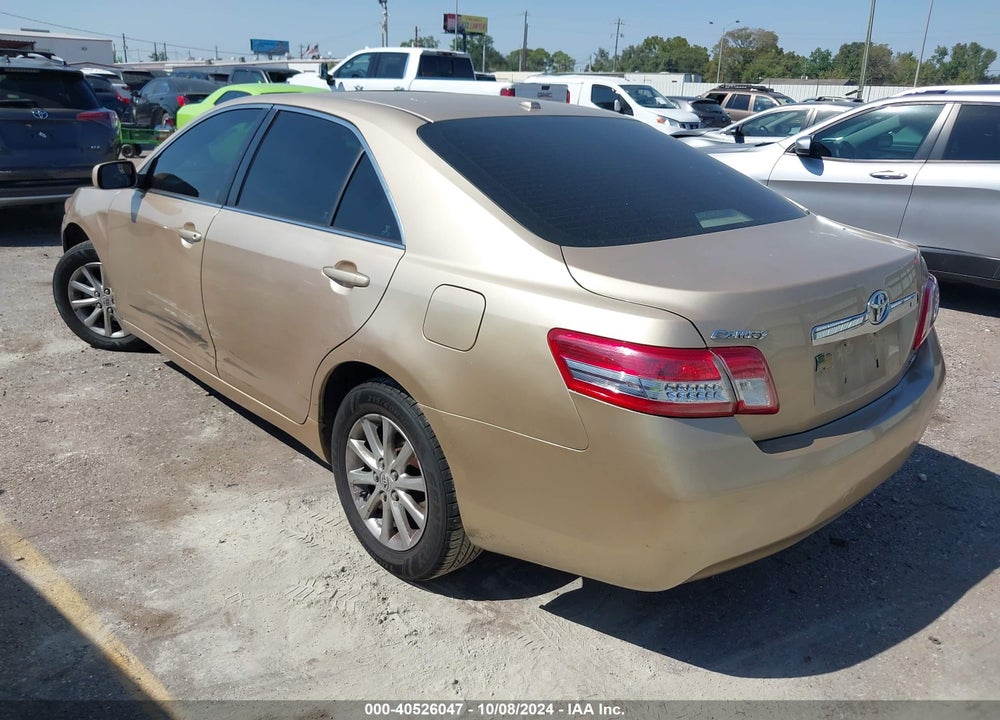 2010 TOYOTA CAMRY XLE VIN: 4T1BF3EK7AU512640