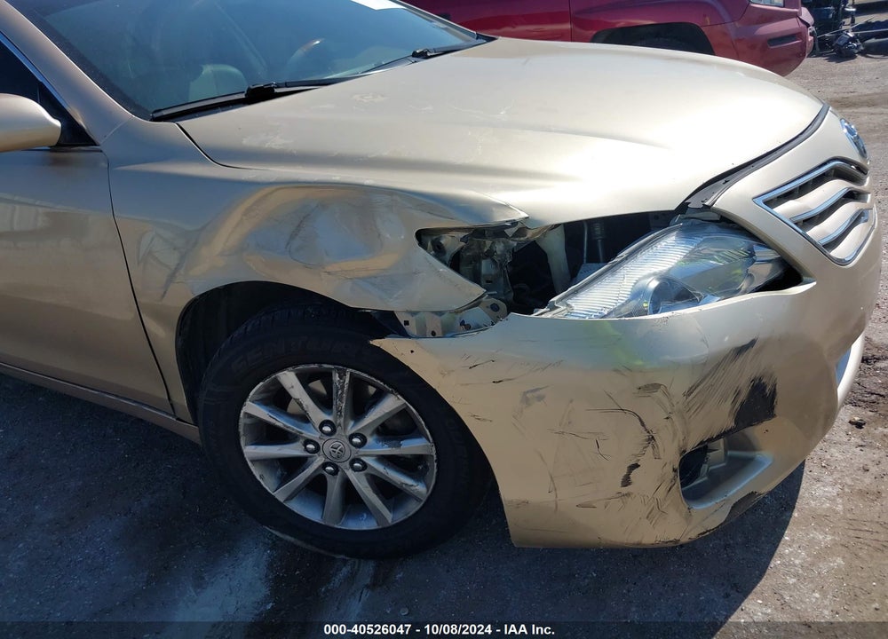 2010 TOYOTA CAMRY XLE VIN: 4T1BF3EK7AU512640