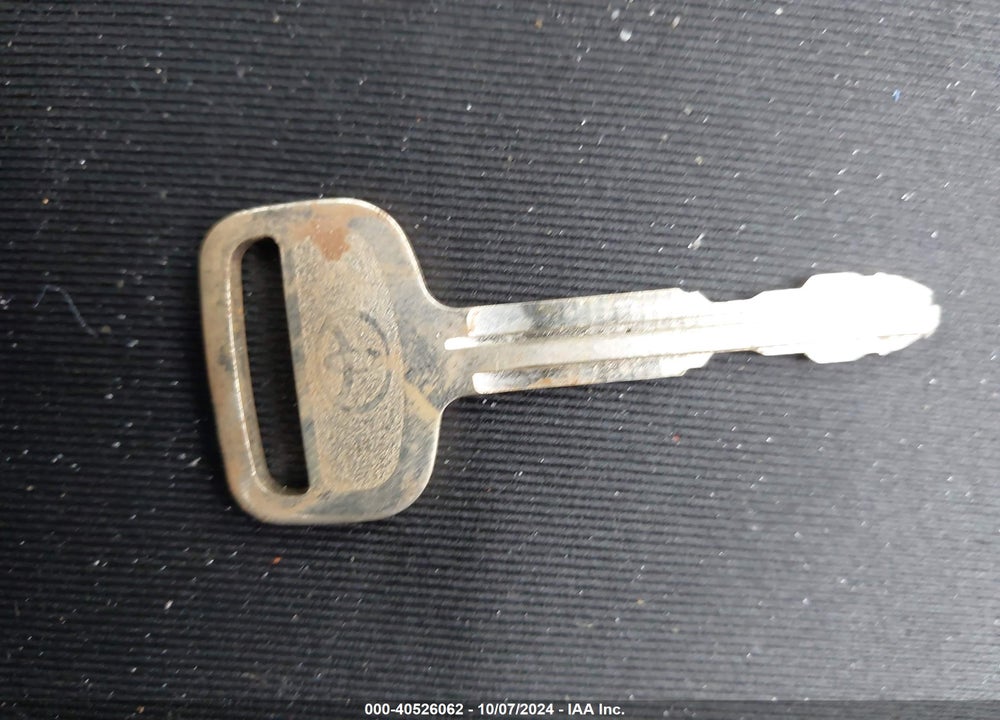1997 TOYOTA CELICA GT VIN: JT5FG02TXV0046290