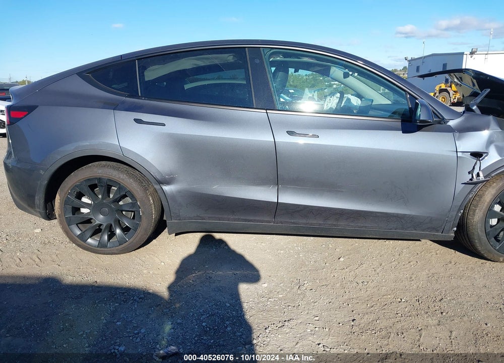 2023 TESLA MODEL Y AWD/LONG RANGE DUAL MOTOR ALL-WHEEL DRIVE VIN: 7SAYGDEEXPF766262