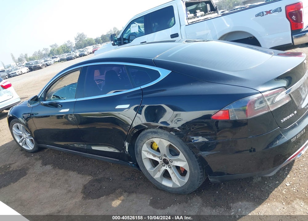 2013 TESLA MODEL S VIN: 5YJSA1DN8DFP05749