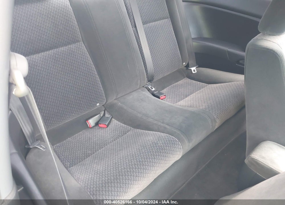 2004 HONDA CIVIC VP VIN: 1HGEM21124L004165
