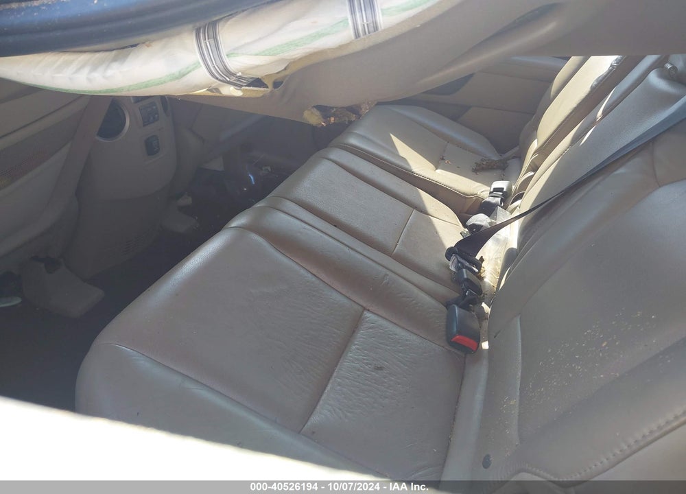 2011 HONDA PILOT EX-L VIN: 5FNYF4H5XBB051048