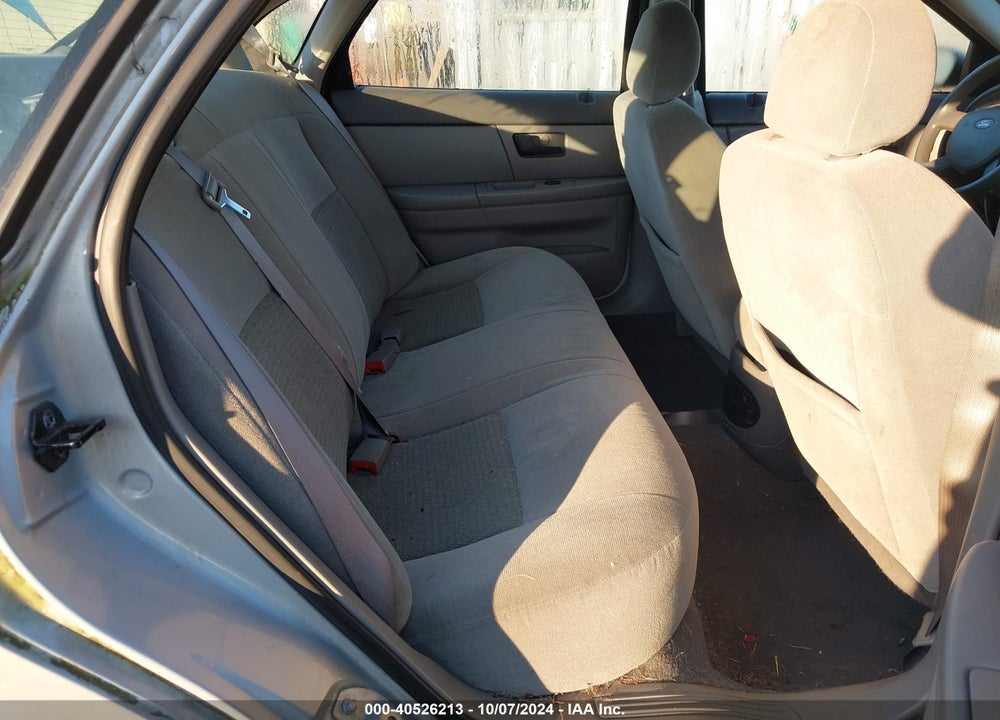 2007 FORD TAURUS SE VIN: 1FAFP53U57A103300