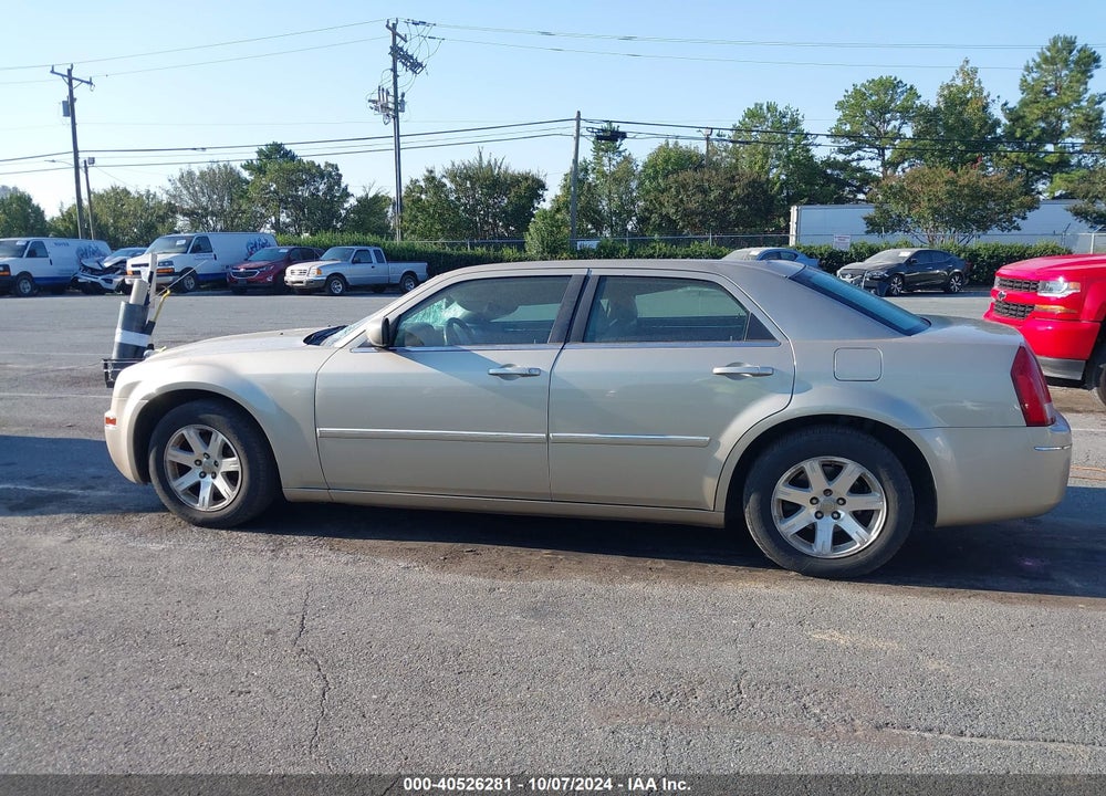 2006 CHRYSLER 300 TOURING VIN: 2C3KA53G26H527705