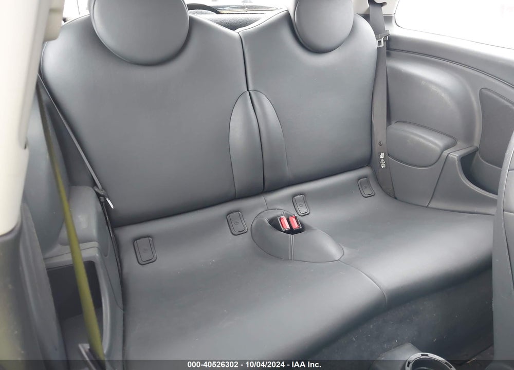 2005 MINI COOPER VIN: WMWRC33595TK60715