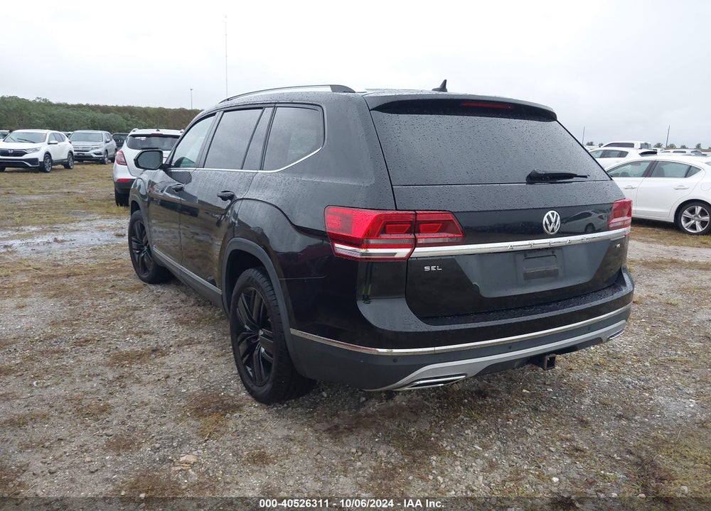 2018 VOLKSWAGEN ATLAS 3.6L V6 SEL VIN: 1V2ER2CA1JC573922