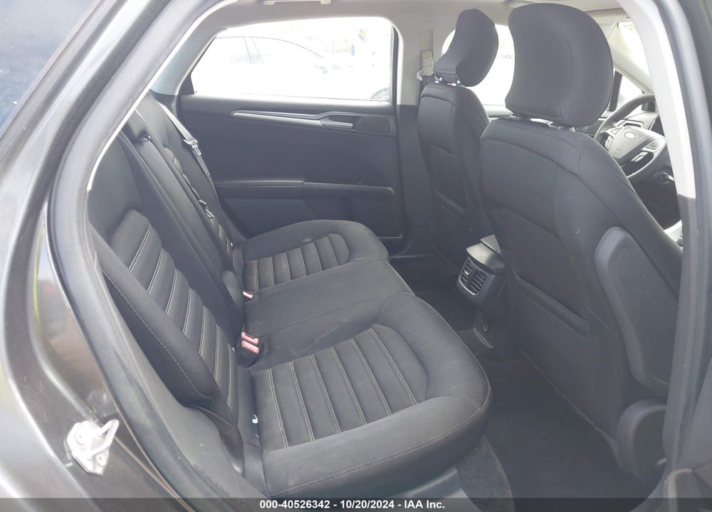 2015 FORD FUSION SE VIN: 1FA6P0H79F5116158
